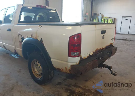 2005 Dodge Ram 1500 St/Slt z USA, uszkodzony, nr VIN 1D7HU18P05J620255